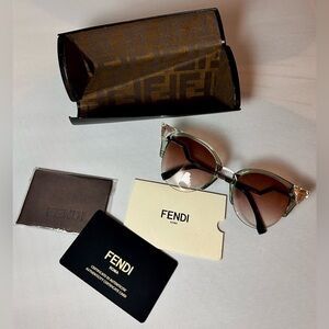 FENDI SUNGLASSES “IRIDIA”